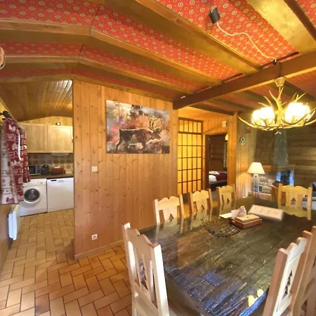 Le Trappeur En Bois * La Bresse