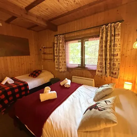 Le Trappeur En Bois * La Bresse